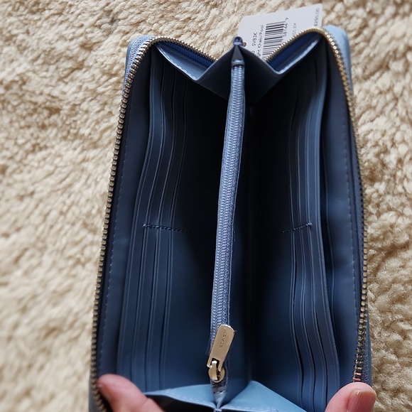 NWT Coach Light Khaki & Pool Leather Accordian Zip Long Wallet 💙🎁 - Picture 14 of 16